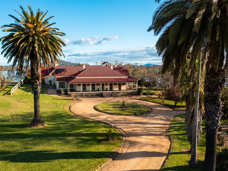 115 Burma Road, Table Top, NSW 2640