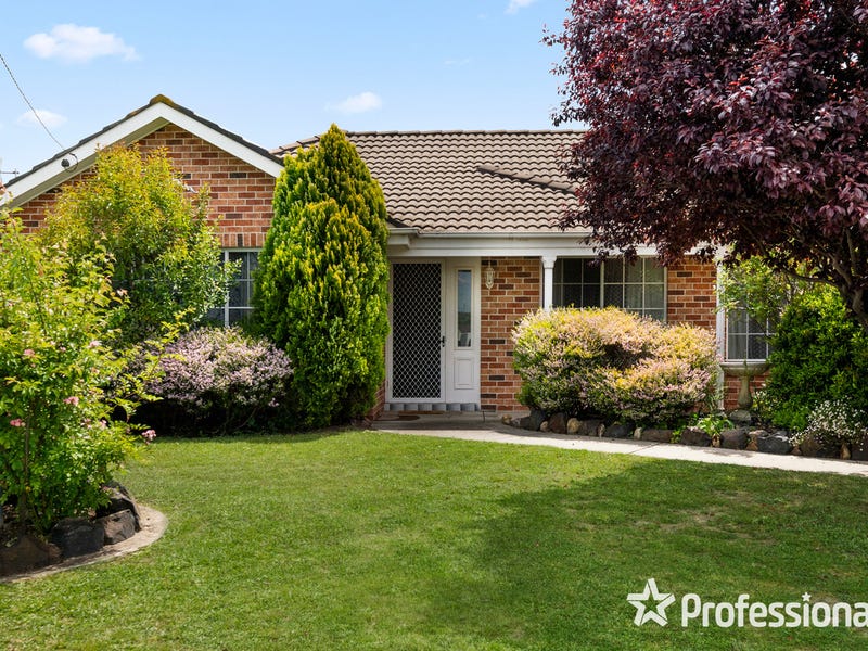 54 Hollyhock Place, Eglinton, NSW 2795 Property Details