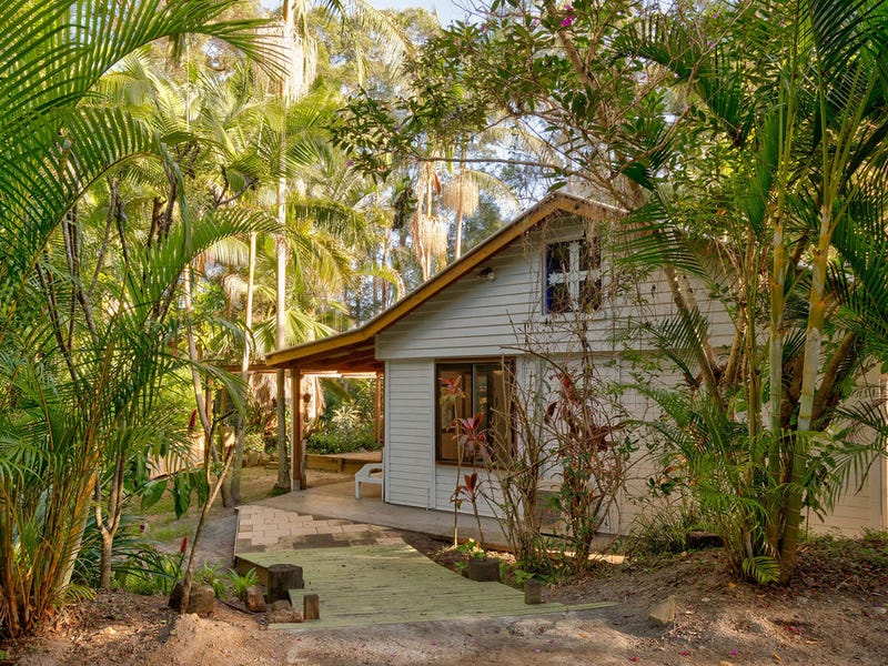 97 Forest Acres Drive, Lake Macdonald, QLD 4563