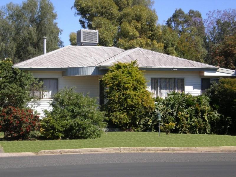 37 Albert Street, Goondiwindi, Qld 4390 Property Details