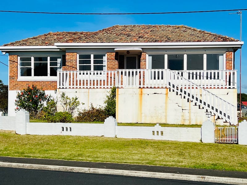 1 Penguin Road, West Ulverstone, TAS 7315