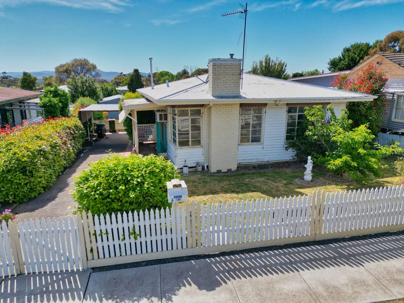 6 Neylan Street, Ararat, Vic 3377 Property Details