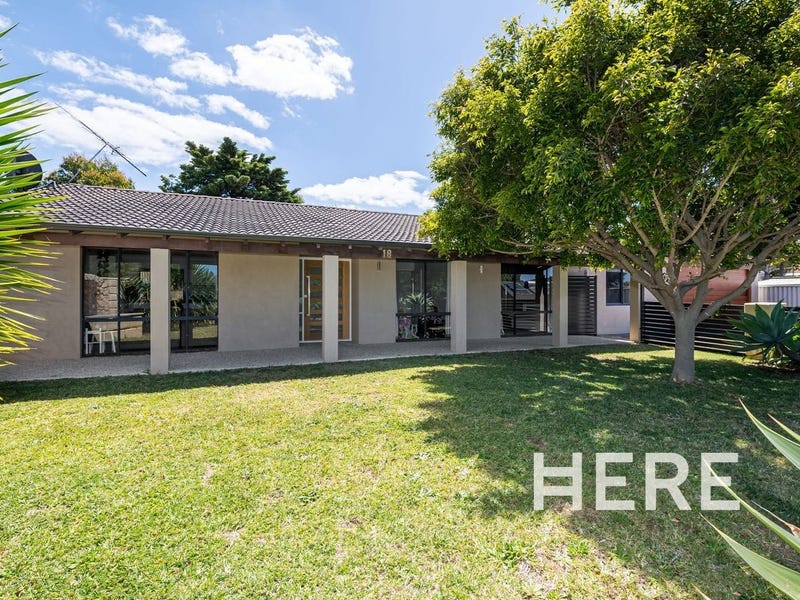 18 Jason Place, Padbury, WA 6025