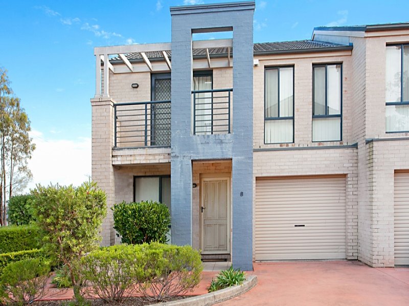 8/14 Benham Road *, Minto, NSW 2566 Property Details