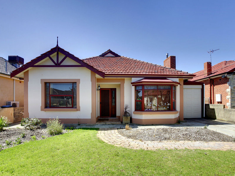 19 Balranald Avenue, Largs Bay, SA 5016