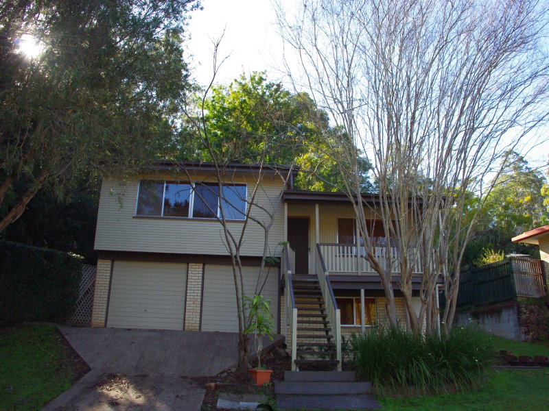 57 Dumbarton Drive, Kenmore, QLD 4069