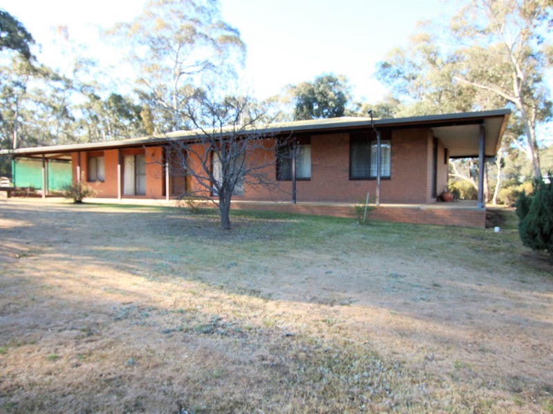 54 North Western Road, St Arnaud, VIC 3478