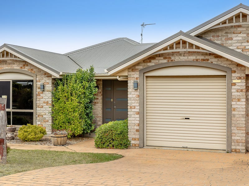 3 Lauren Court, Glenvale, Qld 4350 Property Details