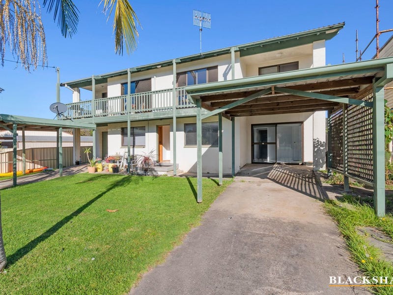 1/4 Cook Avenue, Surf Beach, NSW 2536