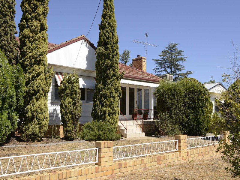 10 Croydon Avenue, Tamworth, NSW 2340 Property Details