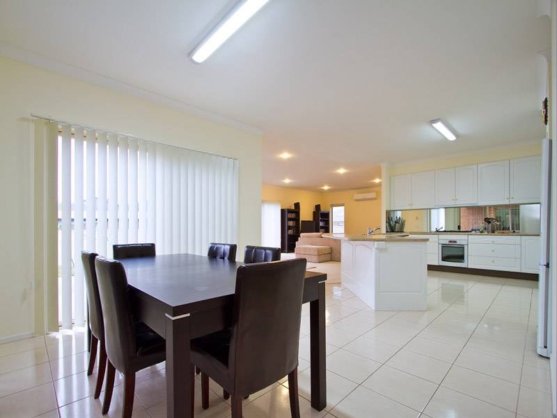 sugar glider dining room