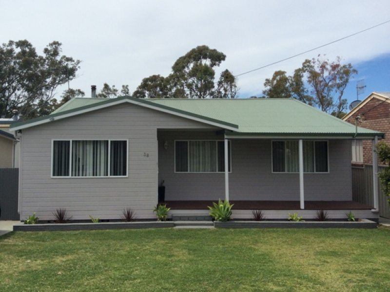 38 Fitzpatrick Street, Old Erowal Bay, NSW 2540