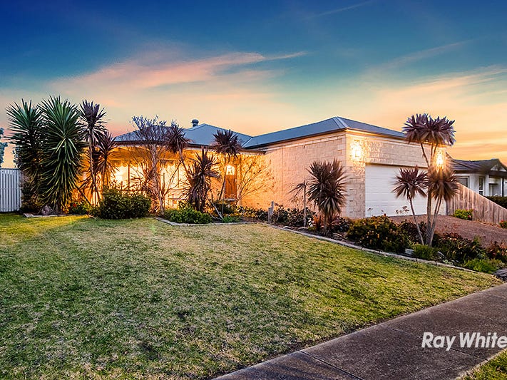 8 Kestral Close, Blind Bight, VIC 3980