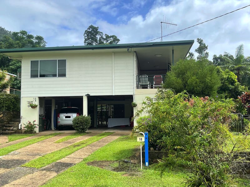 18 Bell St, Tully, Qld 4854 House for Sale