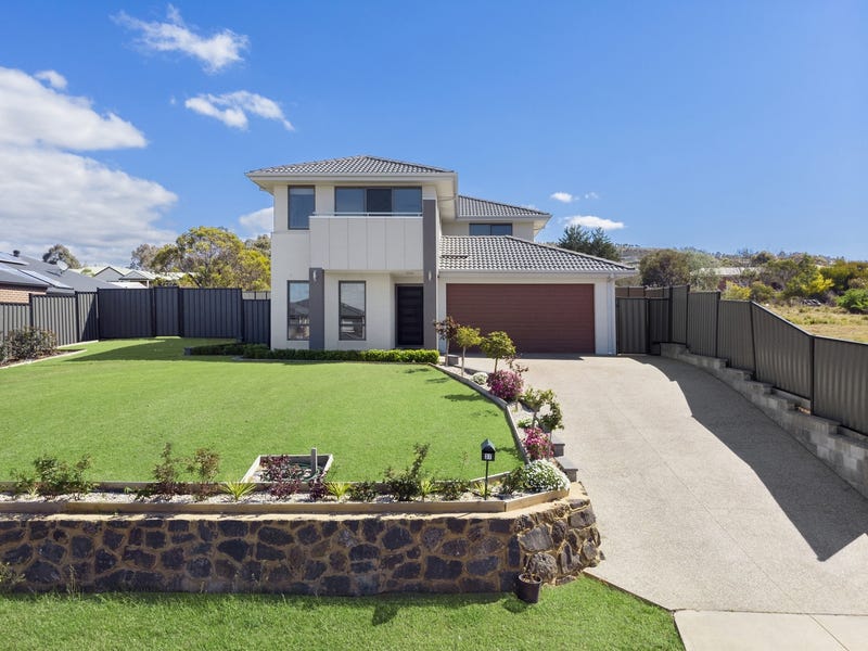 37 Darley Drive, Darley, VIC 3340