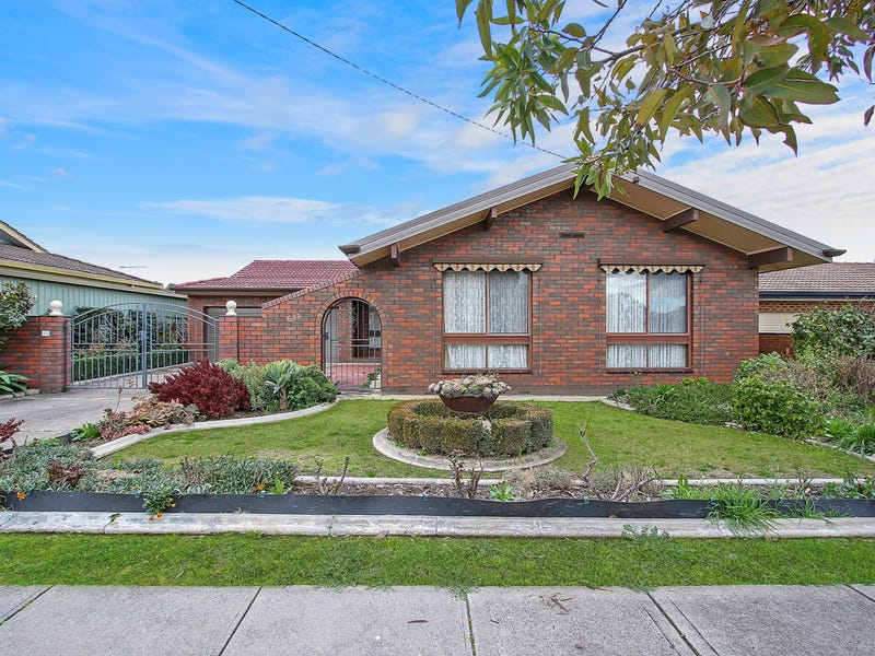 544 Kemp Street, Lavington, NSW 2641