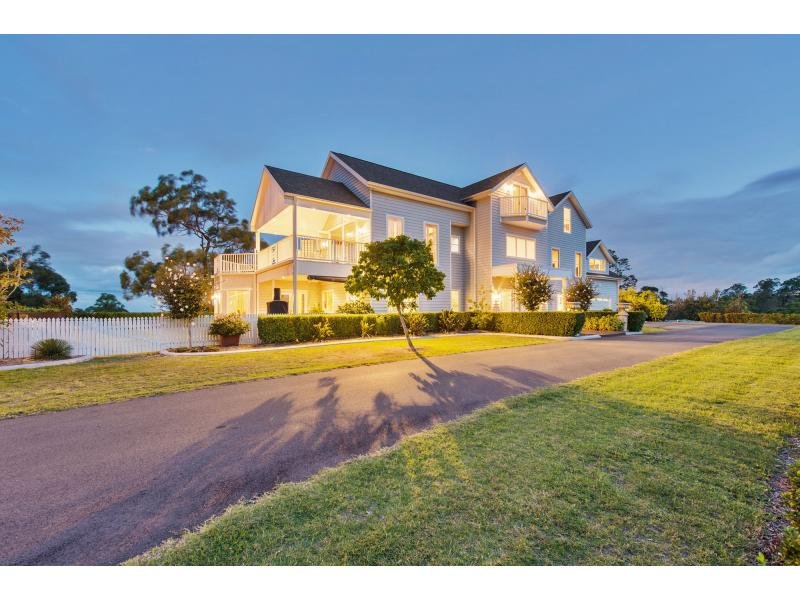 60 Gumtree Cres, Upper Coomera, QLD 4209