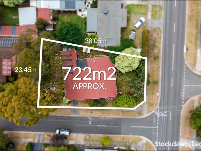 13 Mcmahons Road, Ferntree Gully, VIC 3156