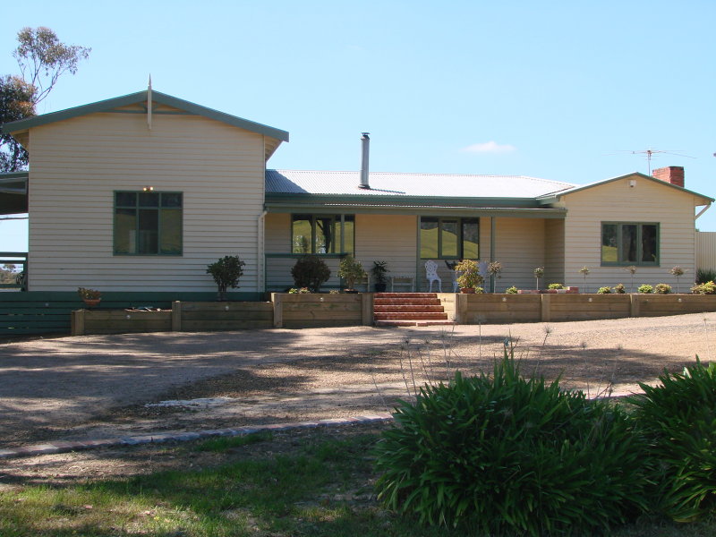 320 Eighth Avenue, Eden Park, VIC 3757