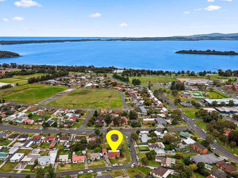 49 Massey Street, Berkeley, NSW 2506 Property Details