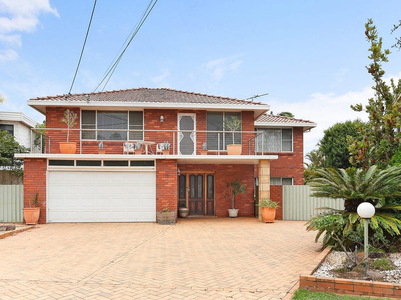 17 Wollondilly Place, Sylvania Waters, NSW 2224