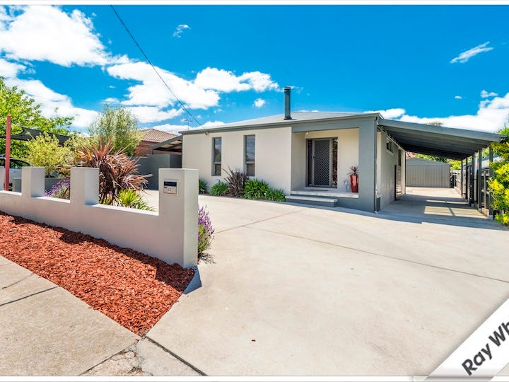 52 Thorpe Avenue, Queanbeyan, NSW 2620