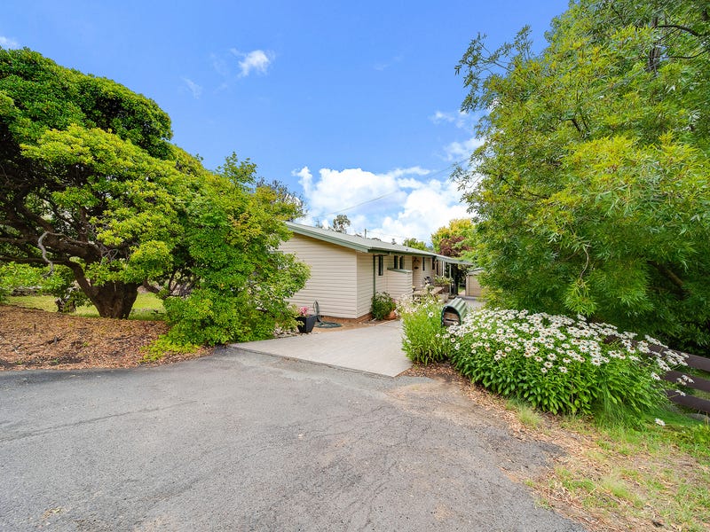 5 Kiewa Place, Cooma, NSW 2630 Property Details