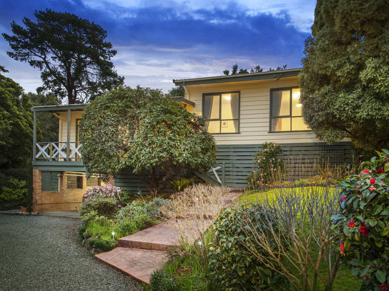 30-young-street-donvale-vic-3111-property-details