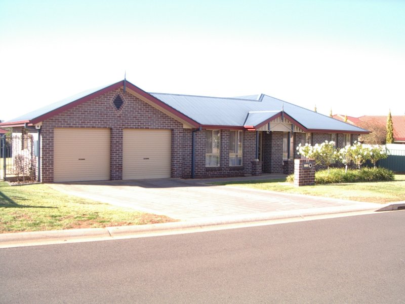 22 Pebble Beach Drive, Dubbo, NSW 2830