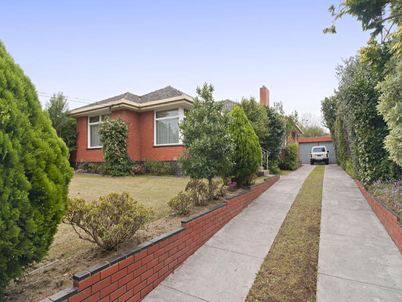 4 Midhurst Road, Croydon, VIC 3136
