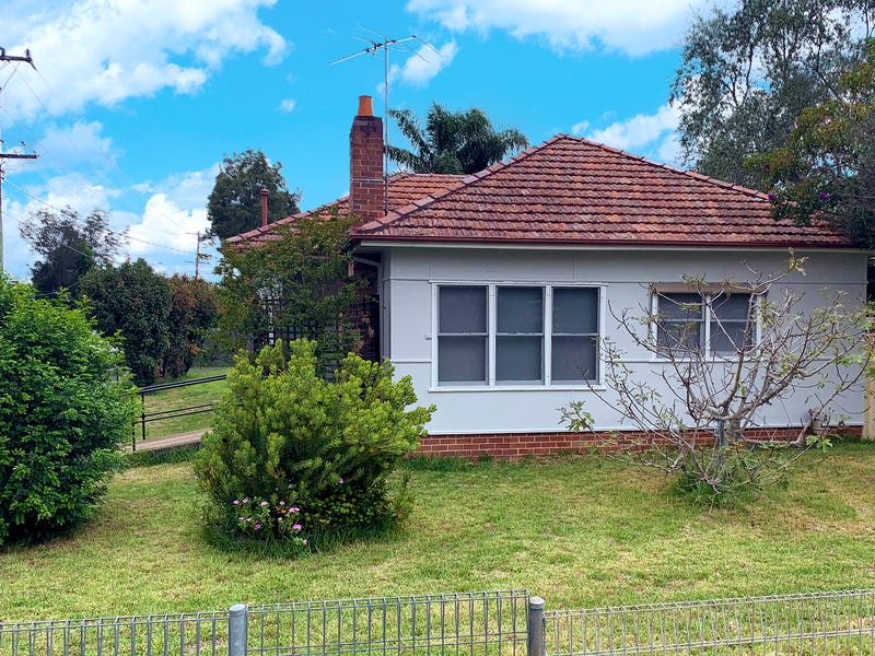 2 Balmoral Road, Northmead, NSW 2152