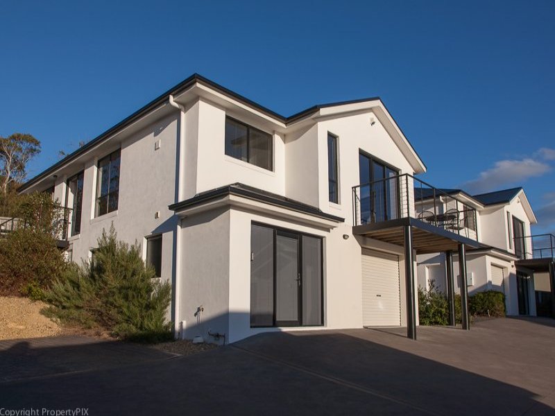 3/654 Oceana Drive, Tranmere, Tas 7018 Property Details