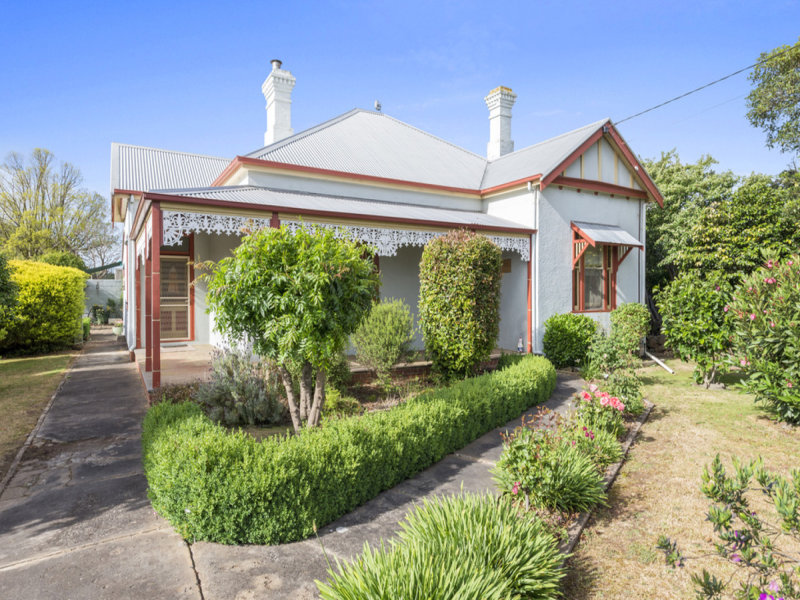 21 Holden Street, Camperdown, Vic 3260 Property Details