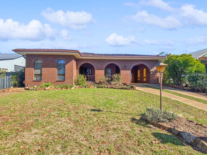 97 Palm Avenue, Leeton, NSW 2705 House for Sale