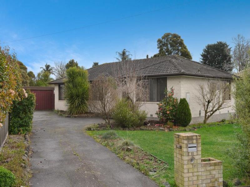 11 Juniper Road, Wantirna, VIC 3152
