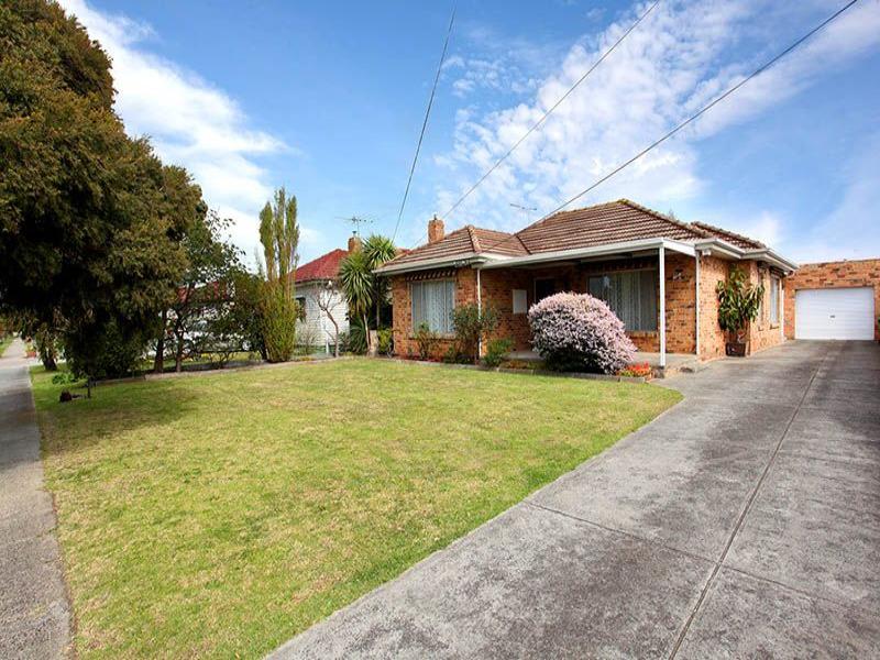 13 Jensen Street Hadfield Vic 3046 Realestate au