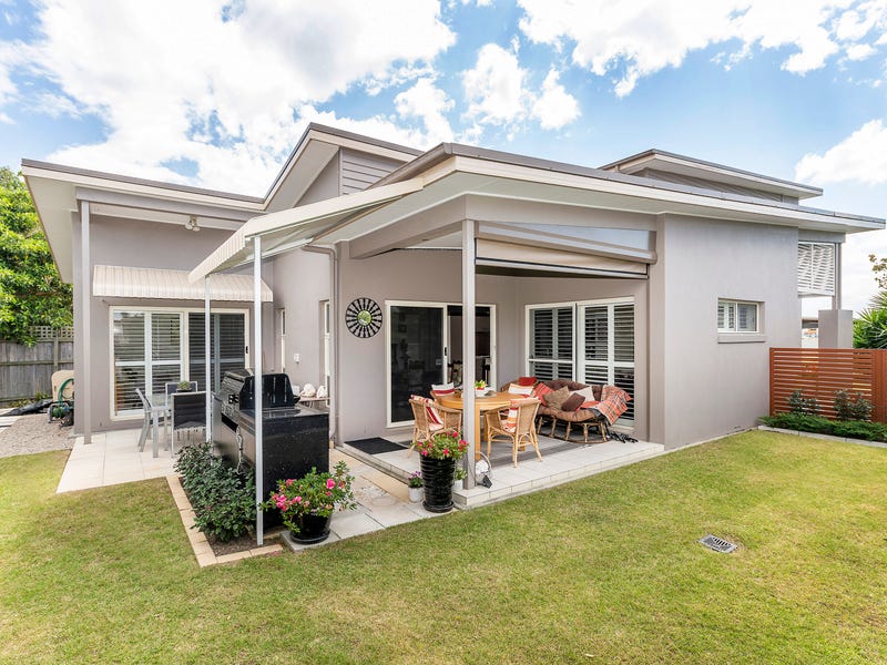 14 Cova Boulevard, Hope Island, QLD 4212