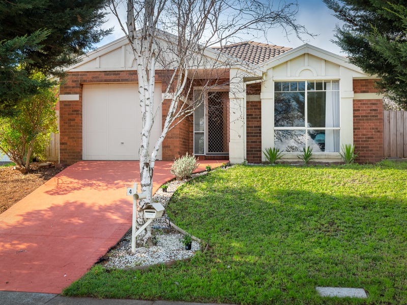 4 Kimbarra Drive, Berwick, Vic 3806 House for Sale