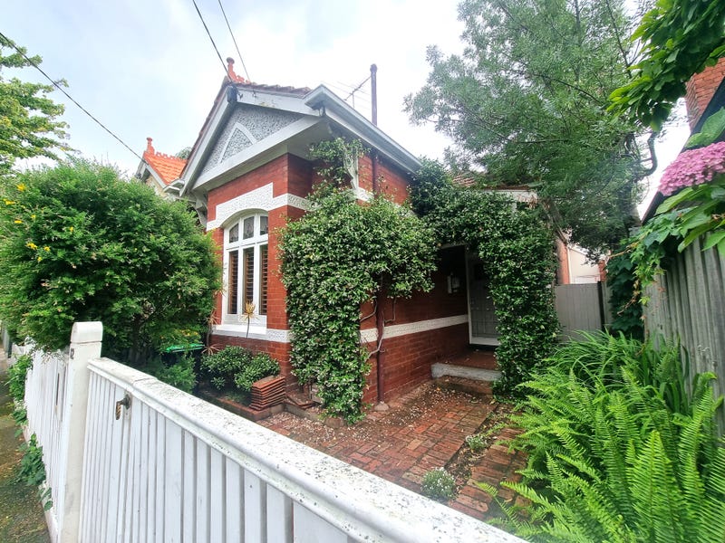 12 Gordon Avenue, Elwood, VIC 3184