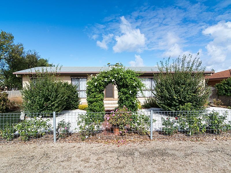 8 Lang Street, Milang, SA 5256 Property Details