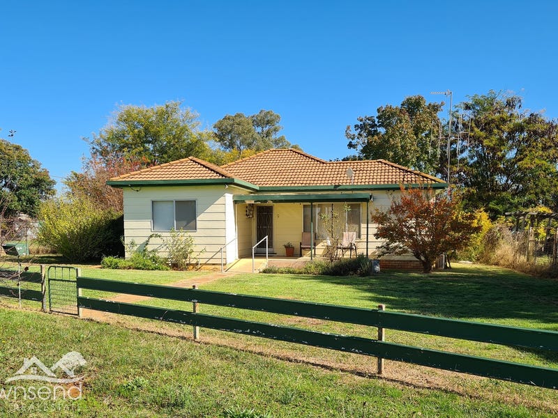 9 Crown Street, Yeoval, NSW 2868