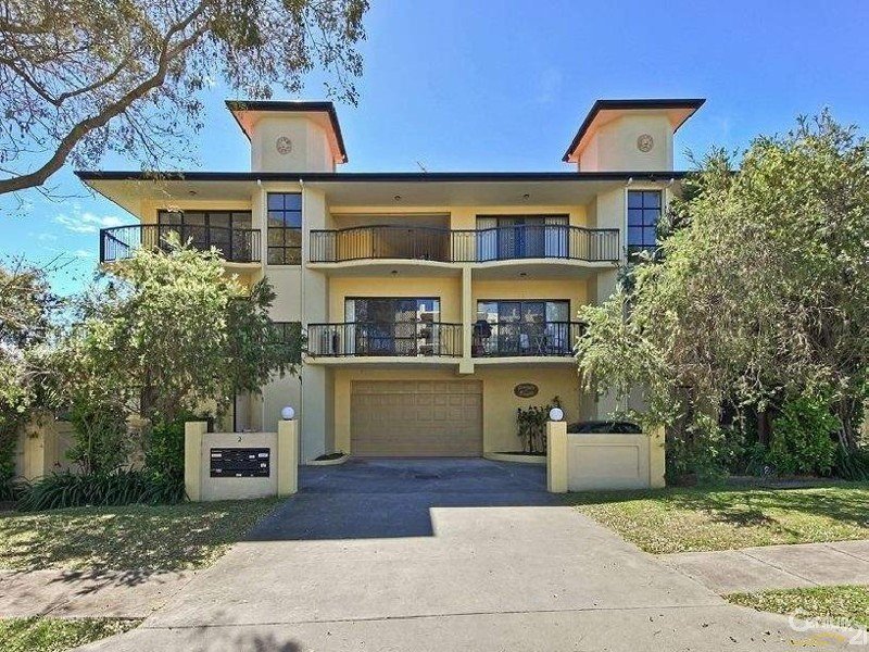 10/24 Henry Street, Redcliffe, Qld 4020 Property Details