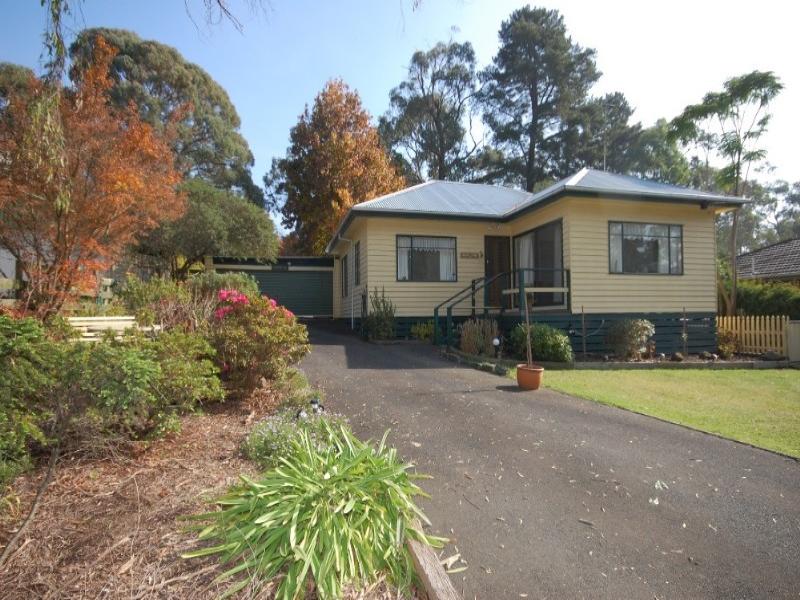 15 Buckmaster Drive, Mount Evelyn, VIC 3796