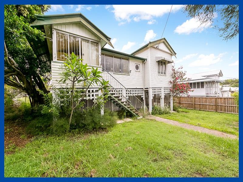 32 Denman St, Greenslopes, Qld 4120 Property Details