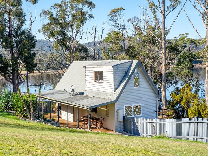 17 Chuter Street, Deep Bay, TAS 7112