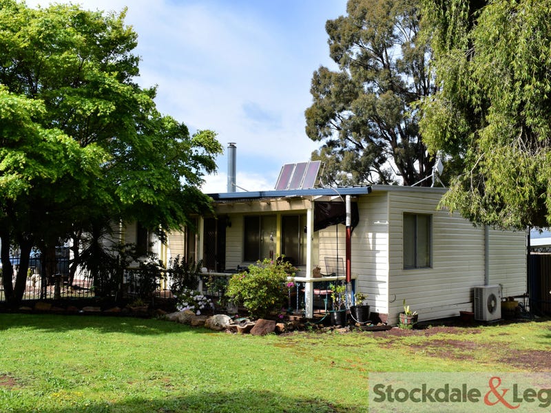 24 St Phillack Crescent, Rawson, Vic 3825 Property Details