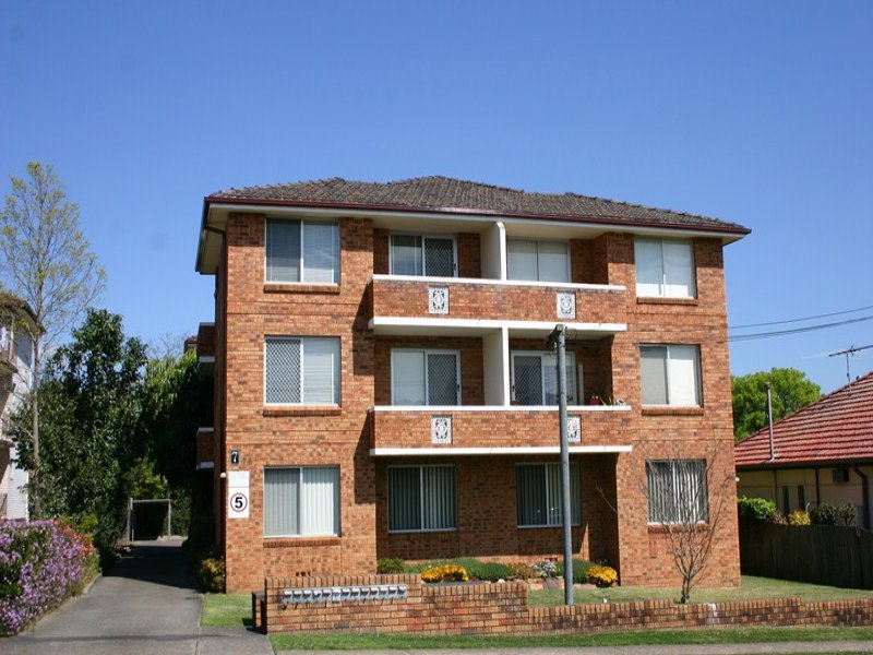 12 7 Reddall Street Campbelltown NSW 2560 Property Details