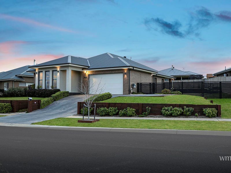 8 Darraby Drive, Moss Vale, NSW 2577 House for Sale