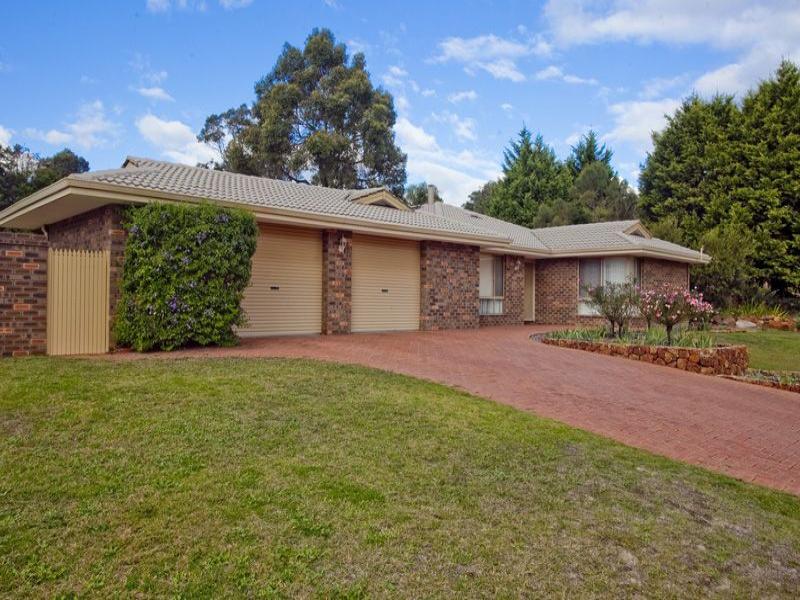 5 Glen Avon Street, Lesmurdie, WA 6076