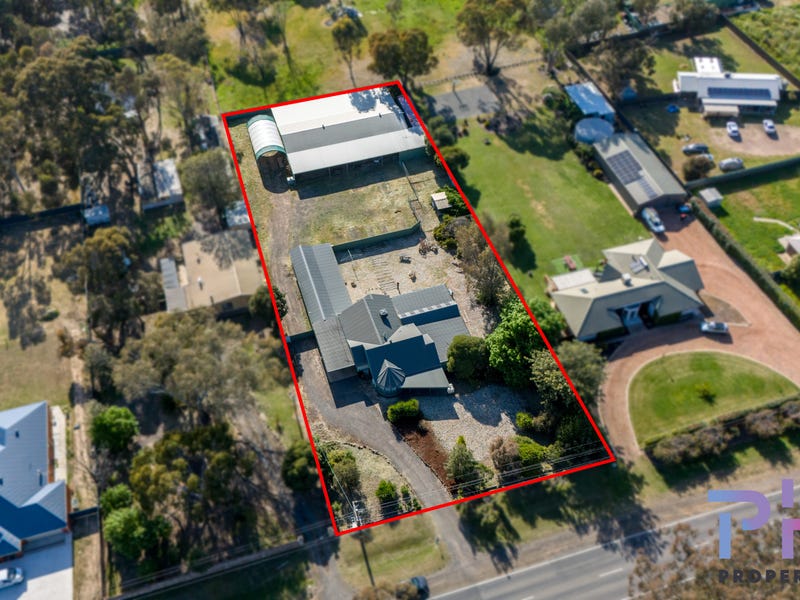 52 Rohs Road, East Bendigo, Vic 3550 House for Sale